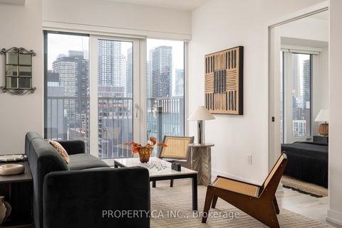 Photo 8 at LPH01 - 2 Augusta Avenue, Chinatown, Toronto