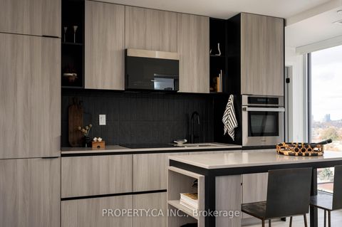 Photo 15 at LPH01 - 2 Augusta Avenue, Chinatown, Toronto