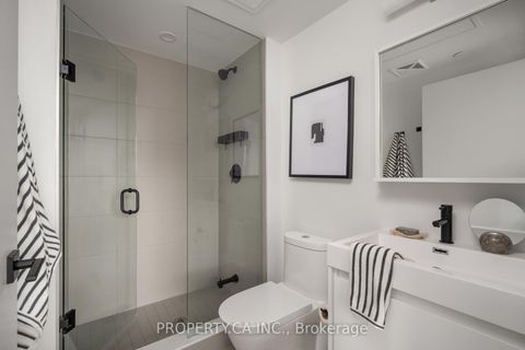 Photo 23 at LPH01 - 2 Augusta Avenue, Chinatown, Toronto