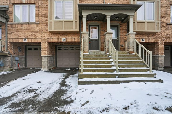 Photo 2 at 13 - 201 Westbank Trail, Stoney Creek Mountain, Hamilton