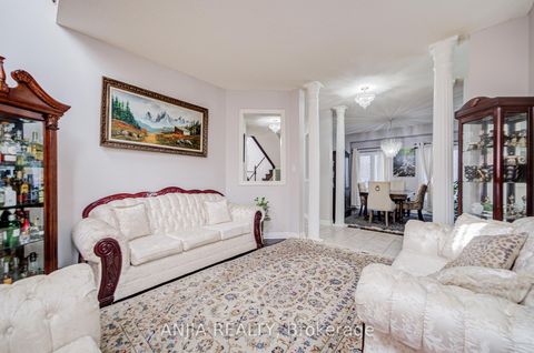 Photo 8 at 384 Highglen Avenue, Middlefield, Markham