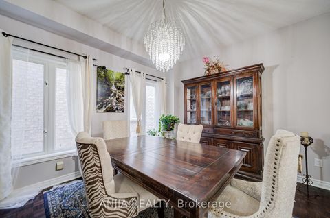 Photo 11 at 384 Highglen Avenue, Middlefield, Markham