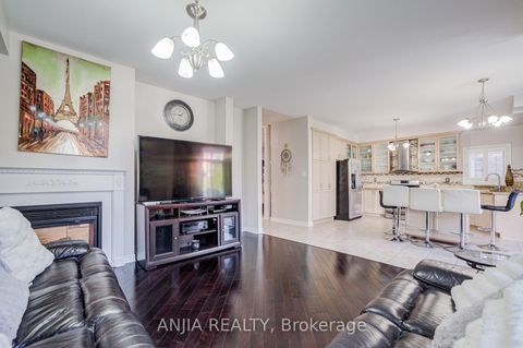 Photo 14 at 384 Highglen Avenue, Middlefield, Markham