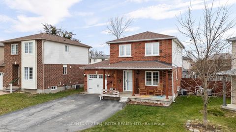 Photo 1 at 27 GOLDS Crescent, Holly, Barrie