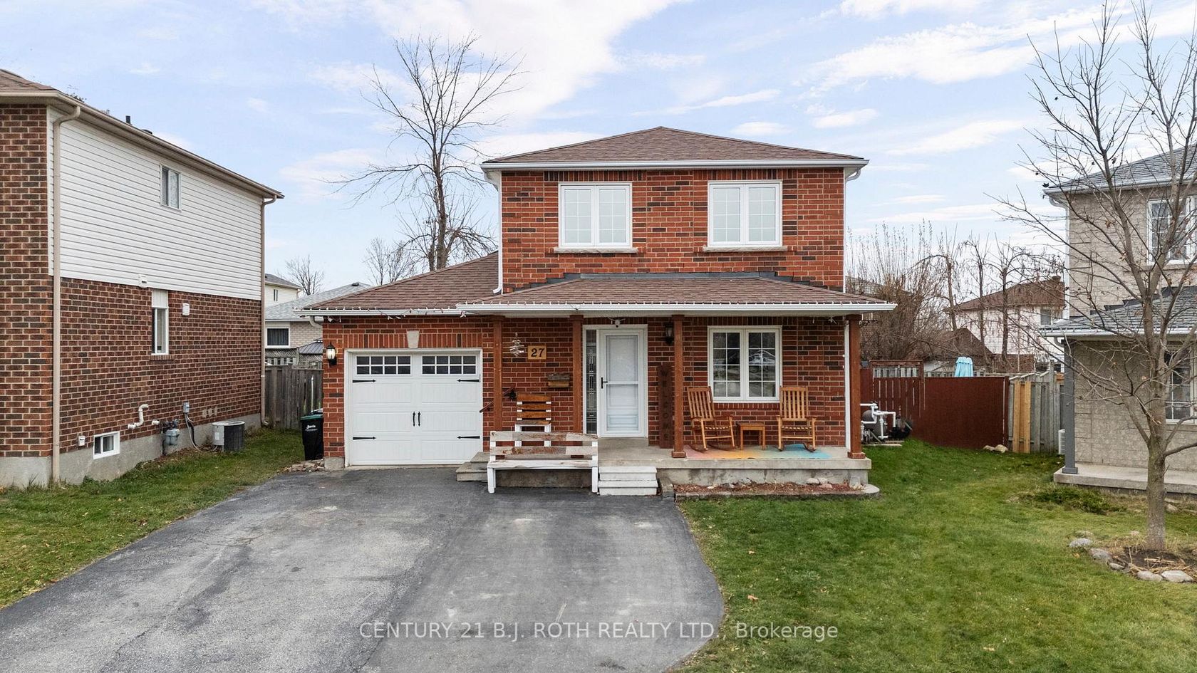 27 GOLDS Crescent, Holly, Barrie photo number 2
