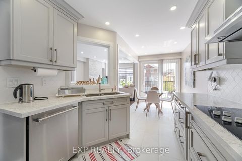 Photo 18 at 10 Seton Park Road, Flemingdon Park, Toronto