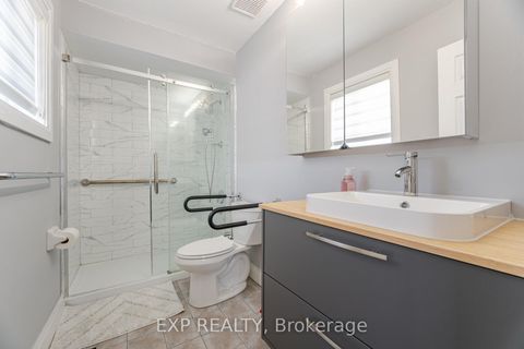 Photo 34 at 10 Seton Park Road, Flemingdon Park, Toronto