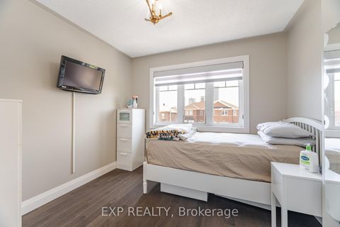 Photo 37 at 10 Seton Park Road, Flemingdon Park, Toronto