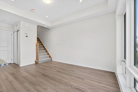 Photo 8 at 32 - 145 Tapscott Road, Malvern, Toronto