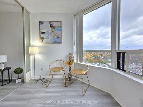 Photo 9 at 1106 - 7 Bishop Avenue, Newtonbrook East, Toronto