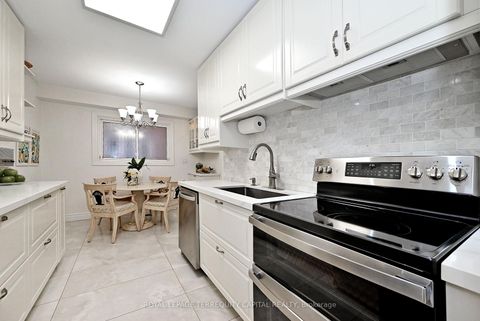 Photo 11 at 69 Wade Gate, Brownridge, Vaughan