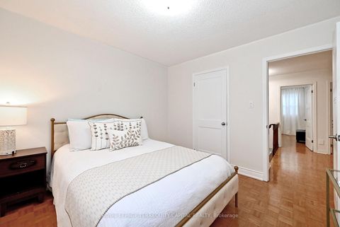 Photo 35 at 69 Wade Gate, Brownridge, Vaughan