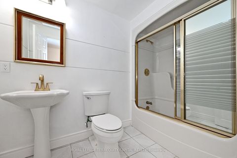 Photo 43 at 69 Wade Gate, Brownridge, Vaughan