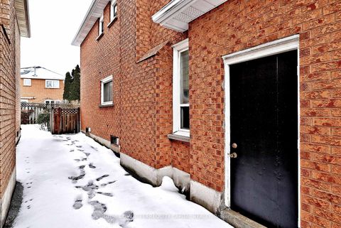 Photo 45 at 69 Wade Gate, Brownridge, Vaughan