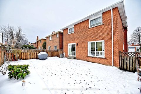 Photo 47 at 69 Wade Gate, Brownridge, Vaughan