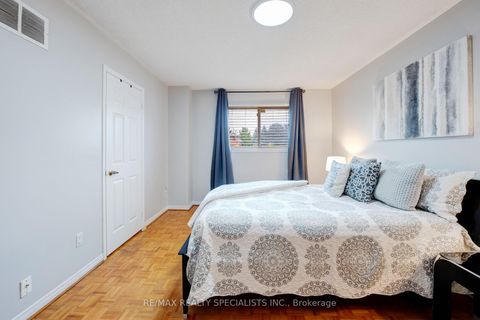 Photo 27 at 36 Devonsleigh Boulevard, Devonsleigh, Richmond Hill