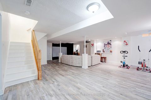 Photo 31 at 36 Devonsleigh Boulevard, Devonsleigh, Richmond Hill