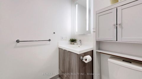 Photo 20 at 4210 - 30 Inn on the park Drive, Don Mills, Toronto