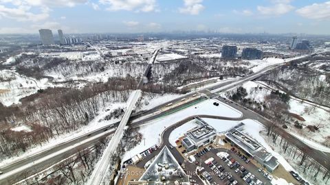 Photo 28 at 4210 - 30 Inn on the park Drive, Don Mills, Toronto