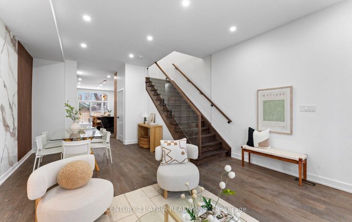 Photo 6 at 65 Crewe Avenue, Lumsden, Toronto