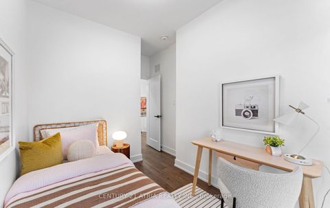 Photo 19 at 65 Crewe Avenue, Lumsden, Toronto