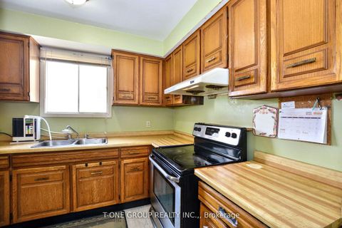 Photo 7 at 45 Henry Welsh Drive, Branson, Toronto