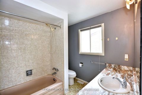 Photo 14 at 45 Henry Welsh Drive, Branson, Toronto