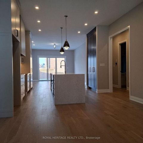 Photo 4 at 8 St Augustine Drive, Brooklin, Whitby