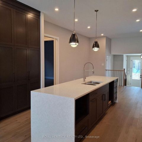 Photo 7 at 8 St Augustine Drive, Brooklin, Whitby