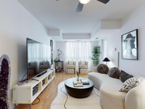 Photo 5 at 701 - 225 Wellesley Street, South St. James Town, Toronto