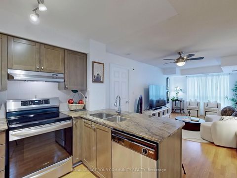 Photo 16 at 701 - 225 Wellesley Street, South St. James Town, Toronto