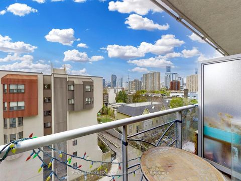 Photo 27 at 701 - 225 Wellesley Street, South St. James Town, Toronto