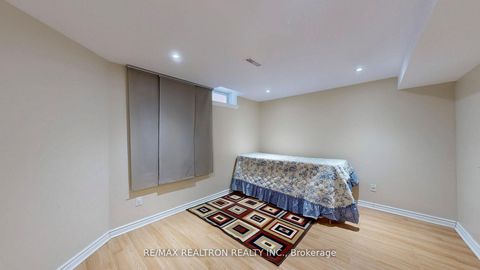 Photo 36 at 222 Silver Maple Road, Jefferson, Richmond Hill