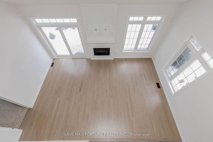 Photo 15 at 39 - 26 Clermiston Crescent W, Wellington, Brampton