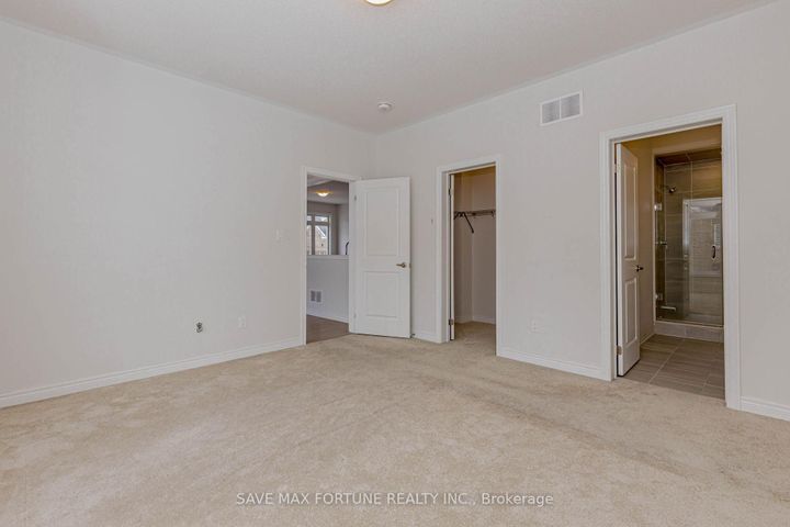 Photo 22 at 39 - 26 Clermiston Crescent W, Wellington, Brampton