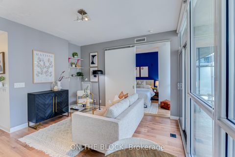 Photo 6 at 616 - 478 King Street W, Waterfront Communities C1, Toronto