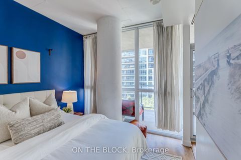 Photo 14 at 616 - 478 King Street W, Waterfront Communities C1, Toronto