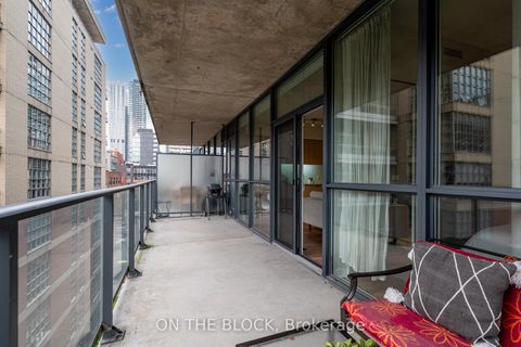 Photo 17 at 616 - 478 King Street W, Waterfront Communities C1, Toronto