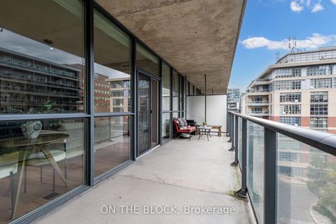 Photo 18 at 616 - 478 King Street W, Waterfront Communities C1, Toronto