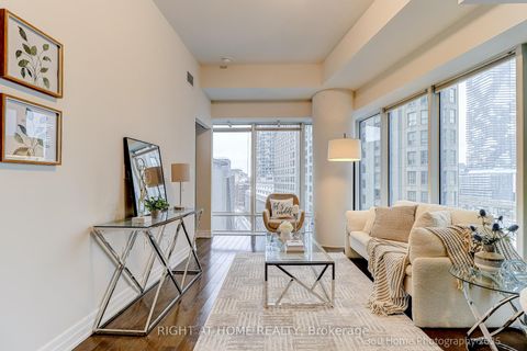 Photo 7 at 908 - 8 The Esplanade, Waterfront Communities C8, Toronto