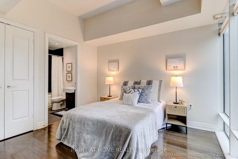 Photo 16 at 908 - 8 The Esplanade, Waterfront Communities C8, Toronto