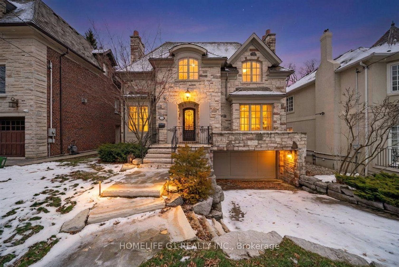210 St Leonards Avenue, York Mills, Toronto 