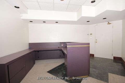 Photo 4 at 601 - 1280 Finch Avenue W, York University Heights, Toronto