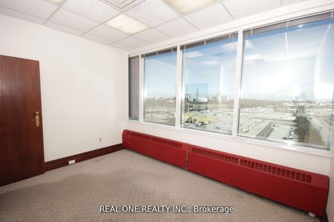 Photo 9 at 601 - 1280 Finch Avenue W, York University Heights, Toronto