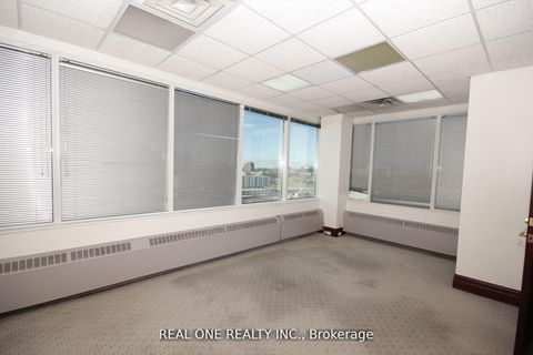 Photo 11 at 601 - 1280 Finch Avenue W, York University Heights, Toronto