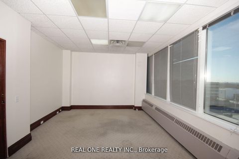 Photo 12 at 601 - 1280 Finch Avenue W, York University Heights, Toronto