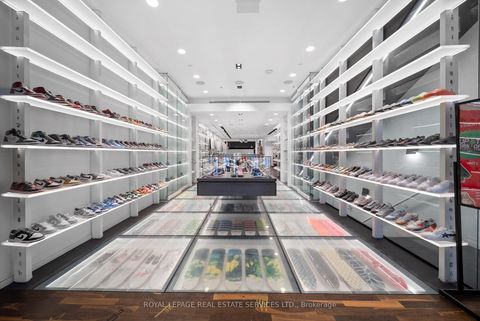 Photo 9 at 273 Queen Street W, Waterfront Communities C1, Toronto