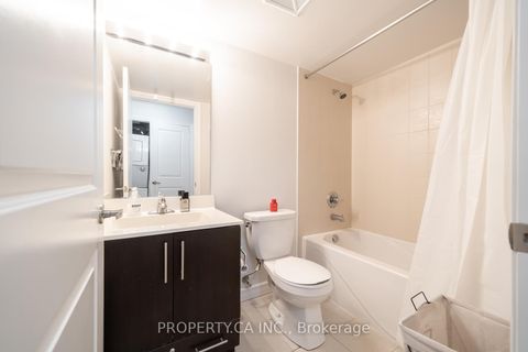 Photo 5 at 605 - 50 Town Centre Court, Bendale, Toronto