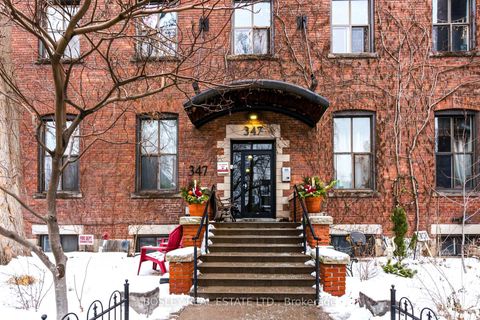 Photo 1 at 209 - 347 Sorauren Avenue, Roncesvalles, Toronto