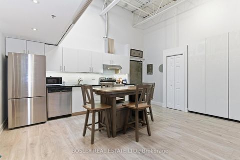 Photo 5 at 209 - 347 Sorauren Avenue, Roncesvalles, Toronto